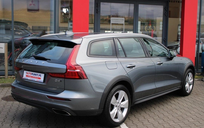 Volvo V60 Cross Country cena 124900 przebieg: 134446, rok produkcji 2020 z Biała małe 781